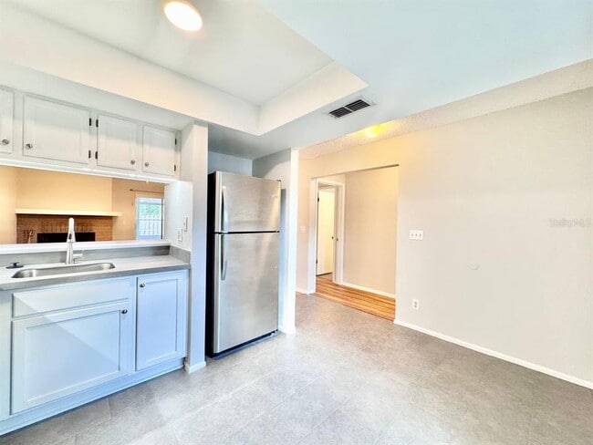 Building Photo - 5124 Gainesville Dr