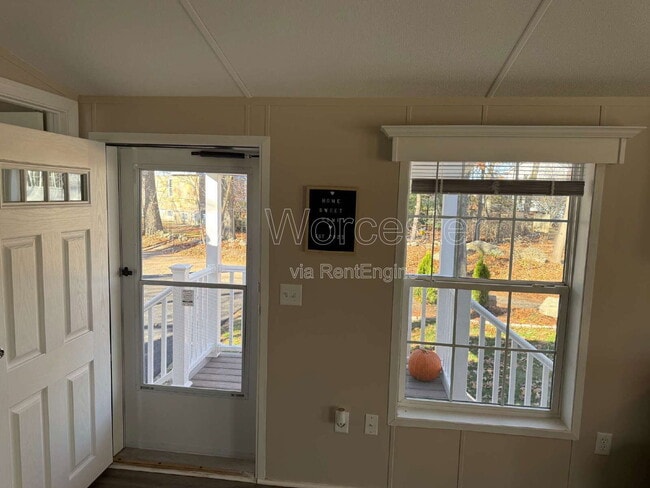 Building Photo - 29 Lachapelle St