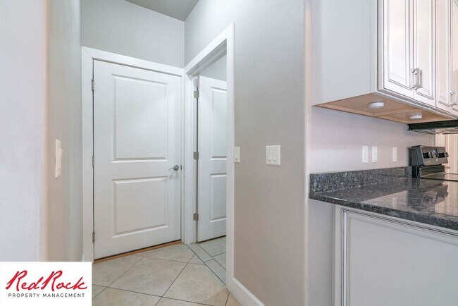 Building Photo - 4 Bedroom Home Near Golf Courses In St. George