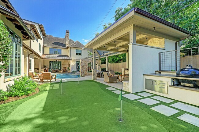 Building Photo - 5610 Lynbrook Dr