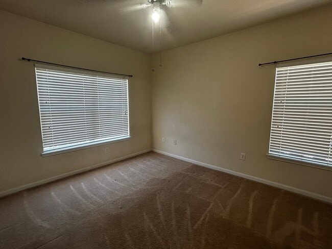 Building Photo - Longleaf Villas #1008
