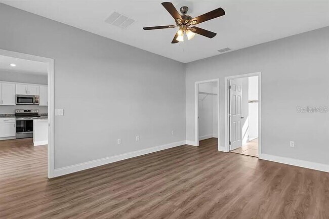 Building Photo - 6006 SW 154th Place Rd