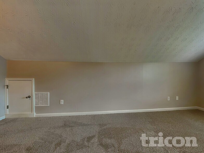 Building Photo - 40 Halley Ct