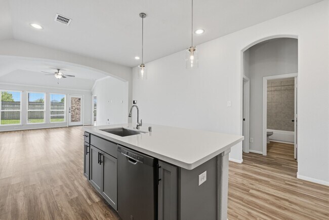 Building Photo - 31115 Albany Brook Ln