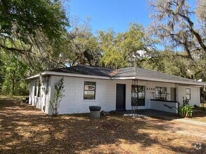 Building Photo - 3200 NE 56th Ave