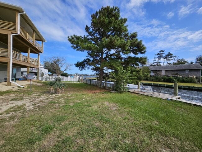 Building Photo - 110 Knight Ct