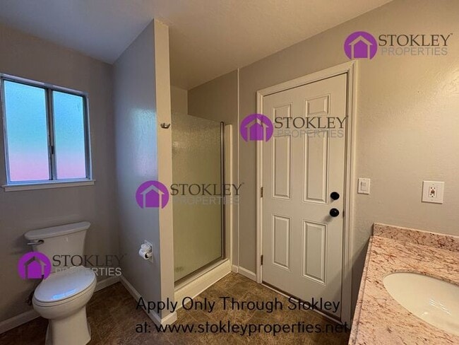 Building Photo - 1920 Encima Dr