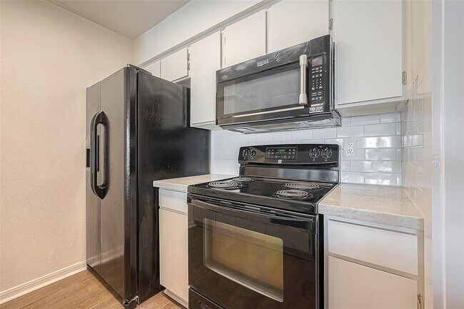 Building Photo - 4629 Wild Indigo St
