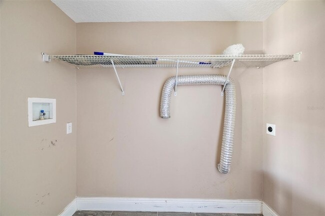 Building Photo - 420 Blake Ave