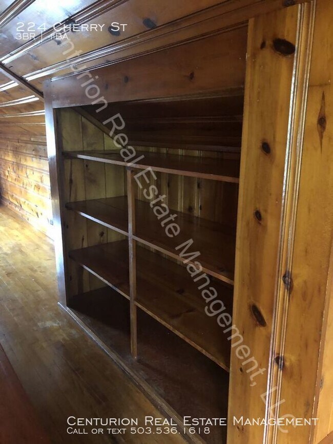 Building Photo - 224-236 Cherry St