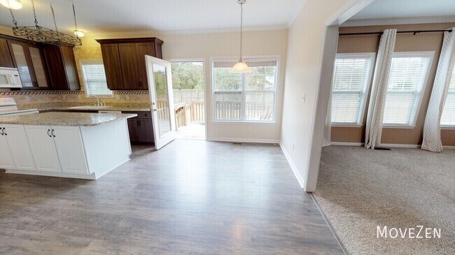 Building Photo - 2916 Hayward Ct
