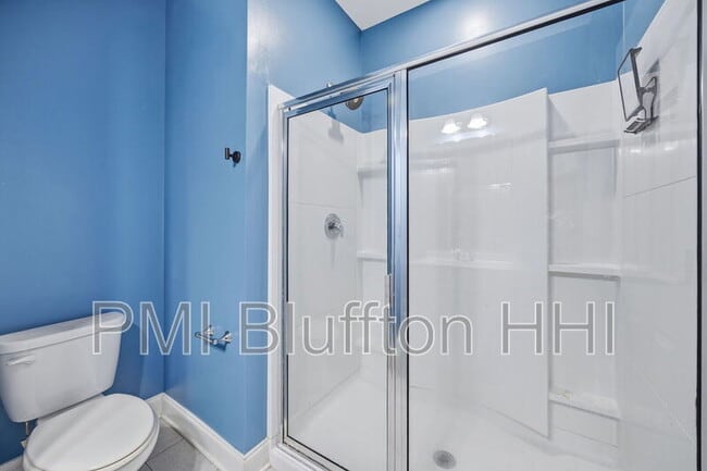 Building Photo - 355 Dante Cir