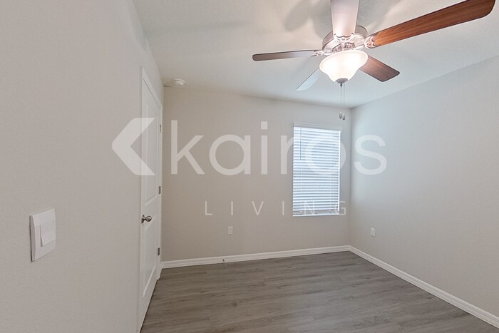 Building Photo - 8590 SW 44th Ct