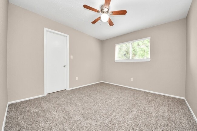 Building Photo - 6603 Brookgate Dr