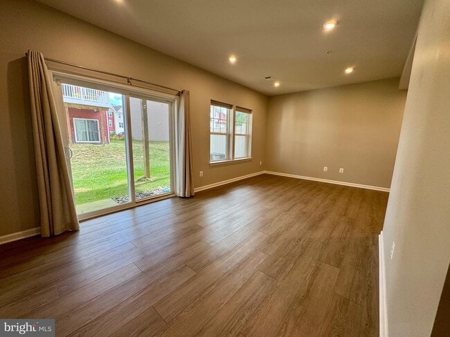 Building Photo - 23324 Sugar Pine Ln