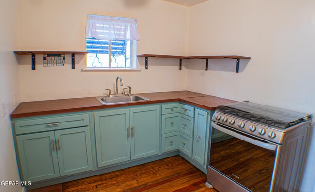 Building Photo - 3723 Memphis Ave