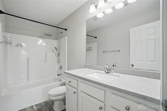 Building Photo - 720 Diamond Loop
