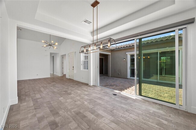 Building Photo - 6243 Carol Butte Ct