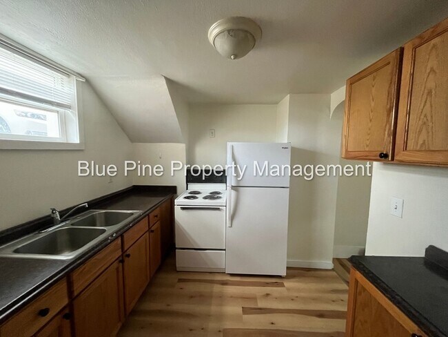 Building Photo - 1414 N Garfield Ave