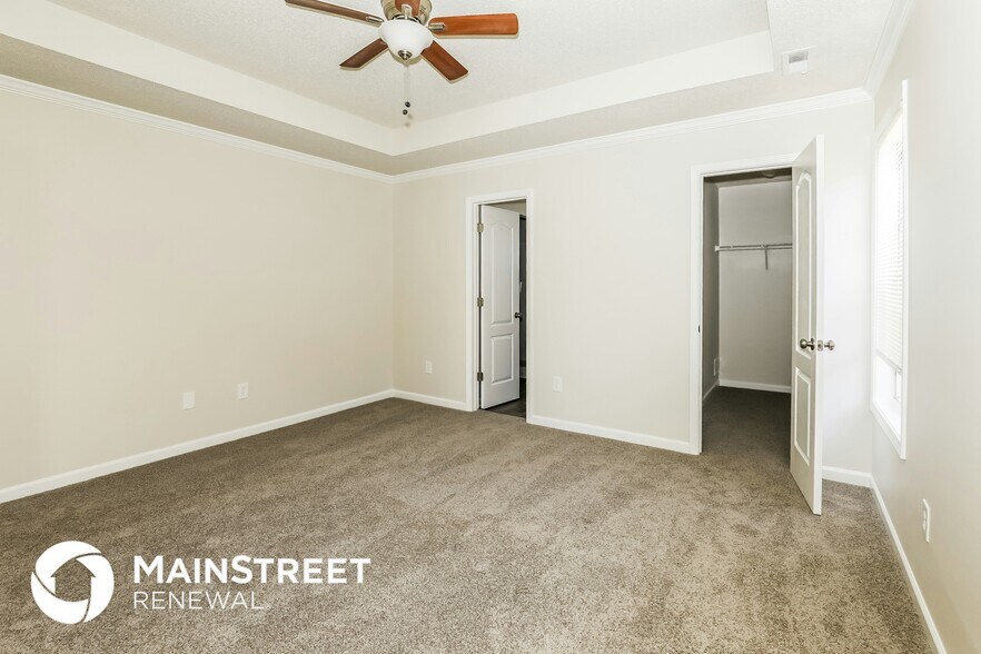 Building Photo - 1915 Portwest Way