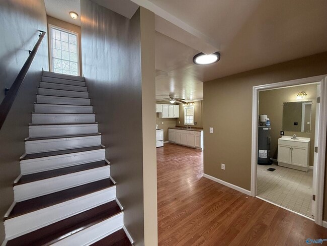 Building Photo - 215 Brian Dr