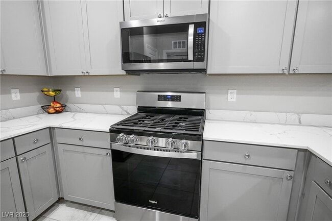 Building Photo - 2454 Bagnara Pl