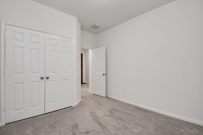 Building Photo - 2030 Domeniko Dr