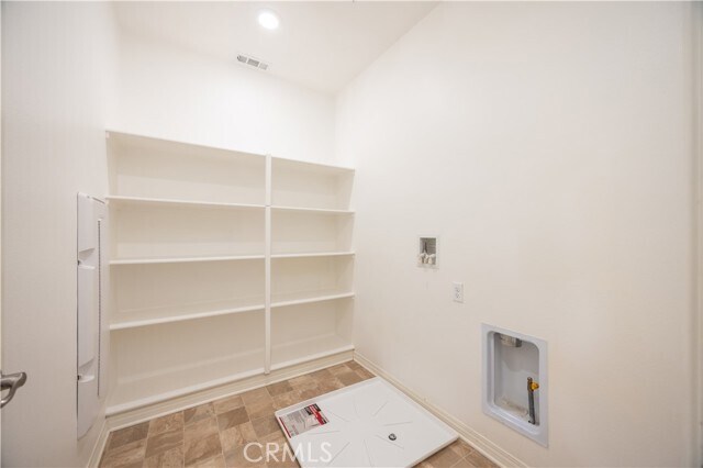 Building Photo - 24153 Paseo del Rancho Dr
