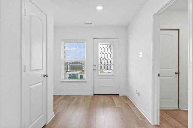 Building Photo - 129 Morrison Dr