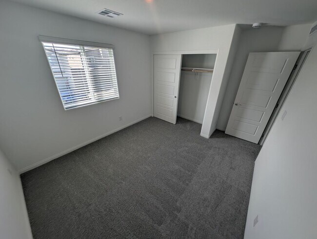 Building Photo - 3436 Via Lucca Ave