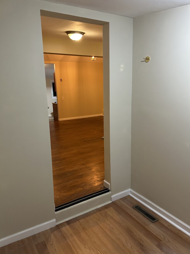 Building Photo - 53 Woodland Rd