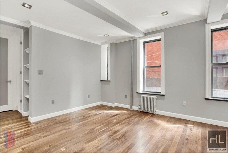 Primary Photo - NO FEE Two Bed in East Harlem! Won't Stay ...