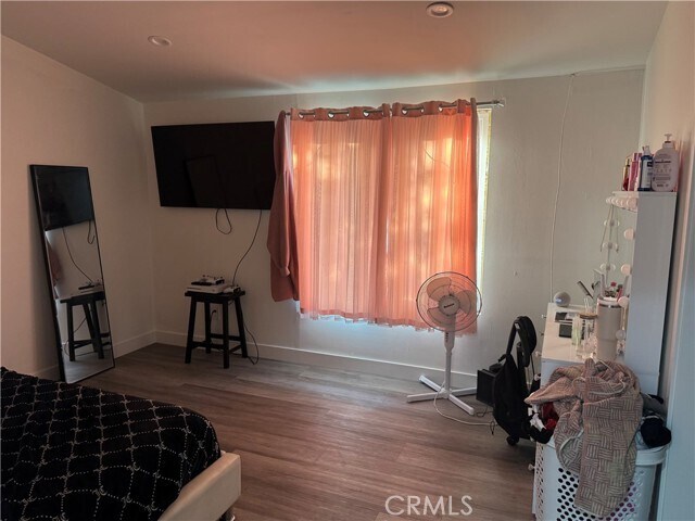 Building Photo - 2128 W Larkspur Dr