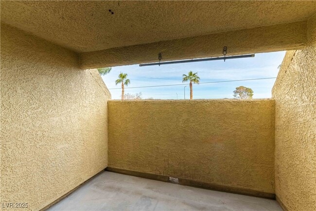 Building Photo - 601 Cabrillo Cir