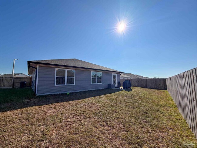 Building Photo - 4425 Redbay Ct