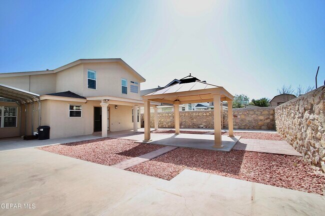 Building Photo - 12229 Kingsgate Ct