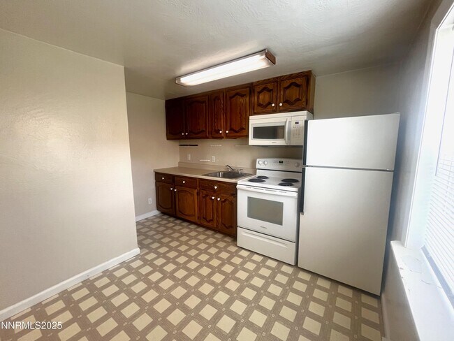 Building Photo - 1539 G St
