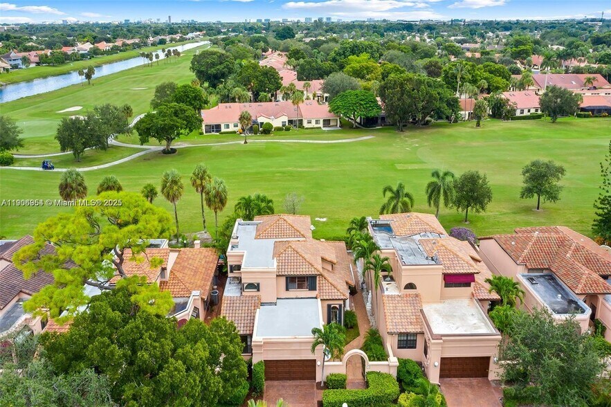 Building Photo - 718 Deer Creek Via Verona