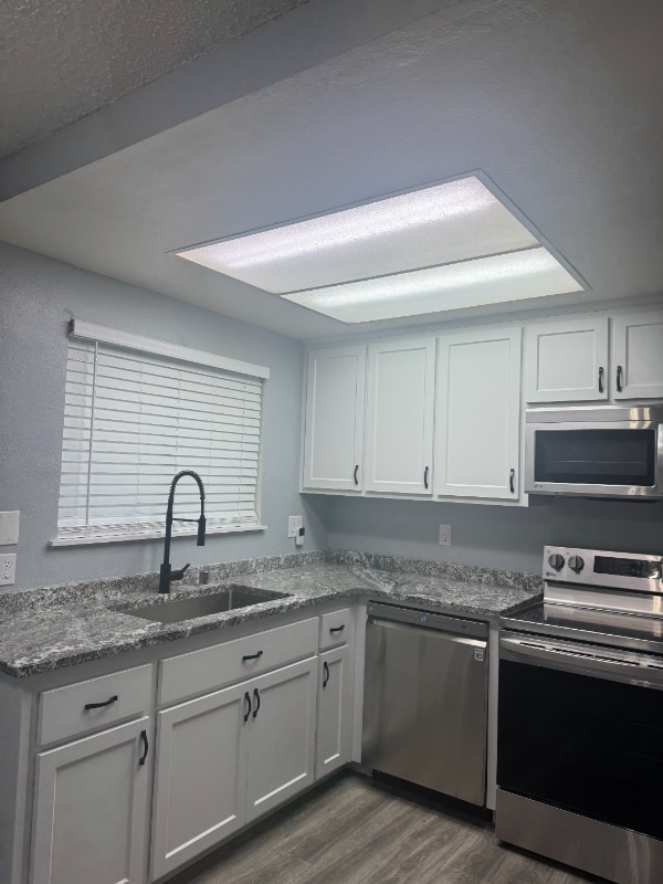 Building Photo - 325 Standiford Ave