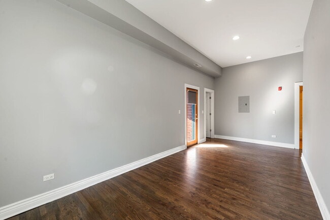 Building Photo - 140 Ridge Ave