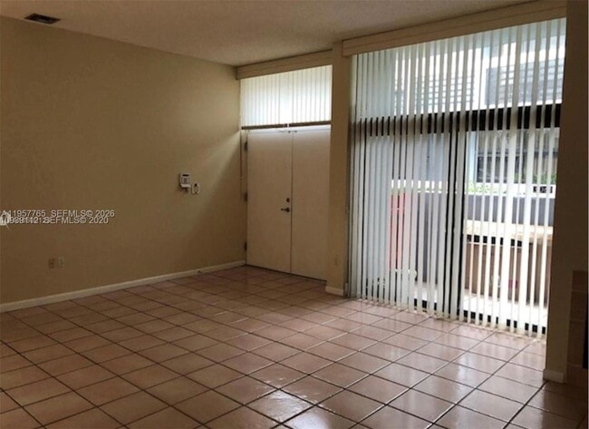 Building Photo - 3089 NE 183rd Ln