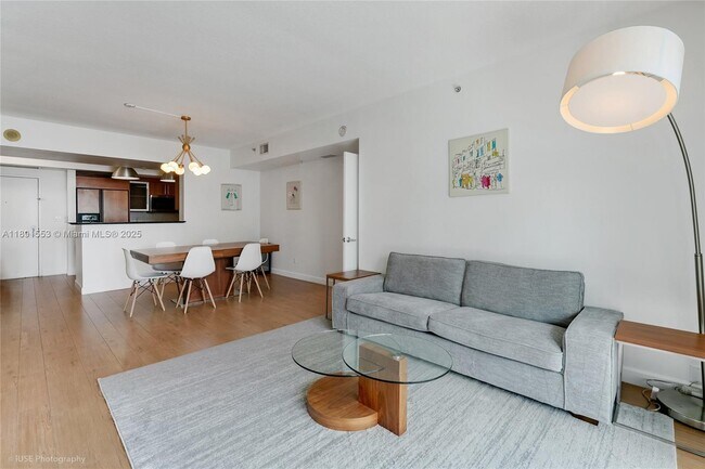 Building Photo - 325 S Biscayne Blvd