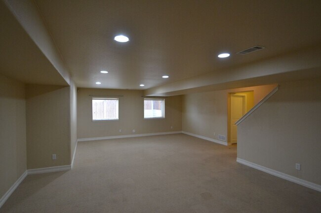 Building Photo - 5079 Farris Creek Ct