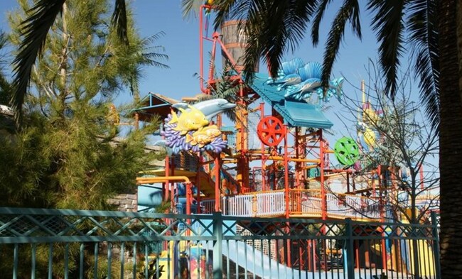 Building Photo - 518 Center Green Dr