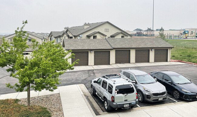 Building Photo - 7005 Prairie Finch Heights