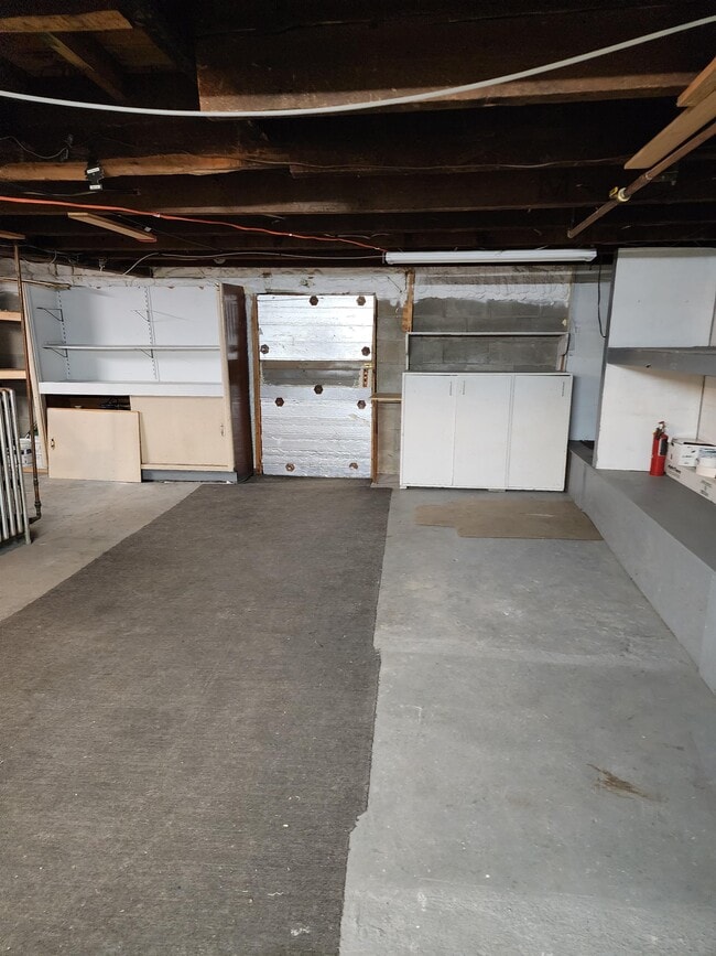 Building Photo - 344 Katahdin Ave