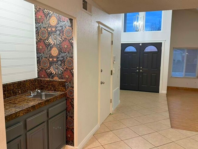 Building Photo - 6801 Olive Tree Way