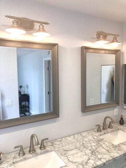 Building Photo - 3289 Moritz Dr