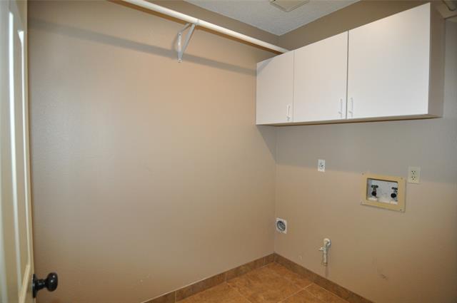 Building Photo - 3508 Lily Ln