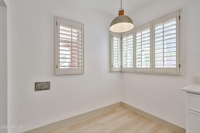 Building Photo - 63 W Windsor Ave